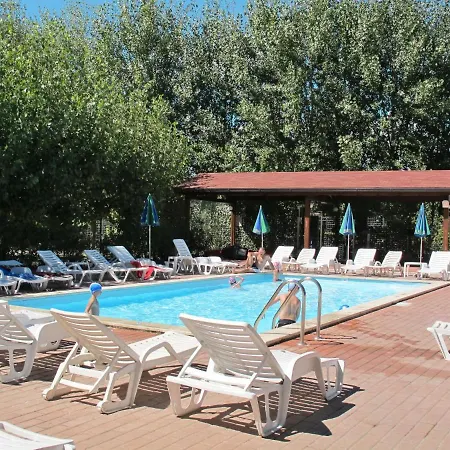Locazione Turistica Punta Navaccia-1 Ferienhaus *