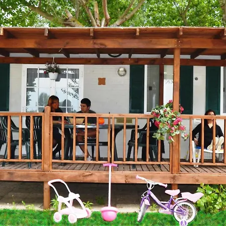Locazione Turistica Punta Navaccia-1 度假居